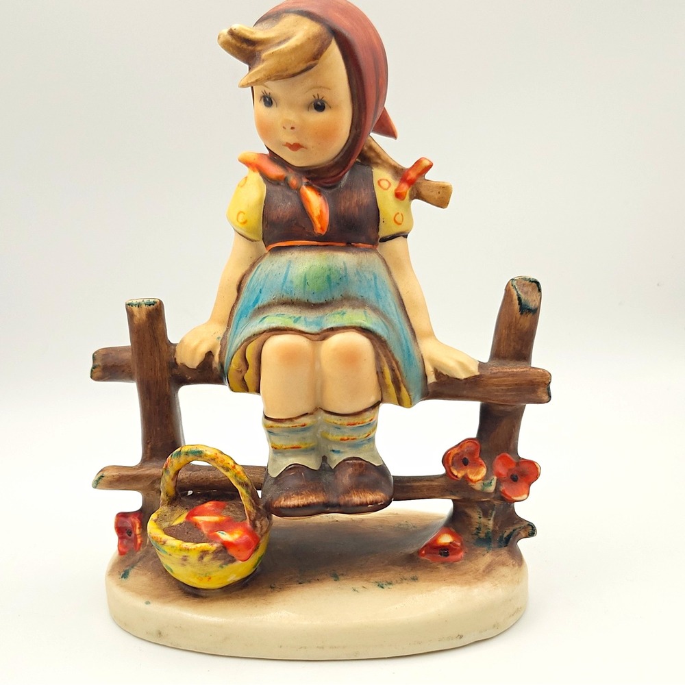 Rare Vintage TMK-1 Hummel Just Resting 112/1 Figurine 5" Crown Mark No Chips